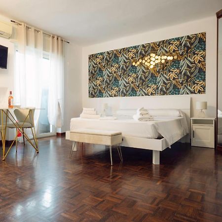 Bari Central Suite - Central Apartment With Sea View - Bari Luaran gambar